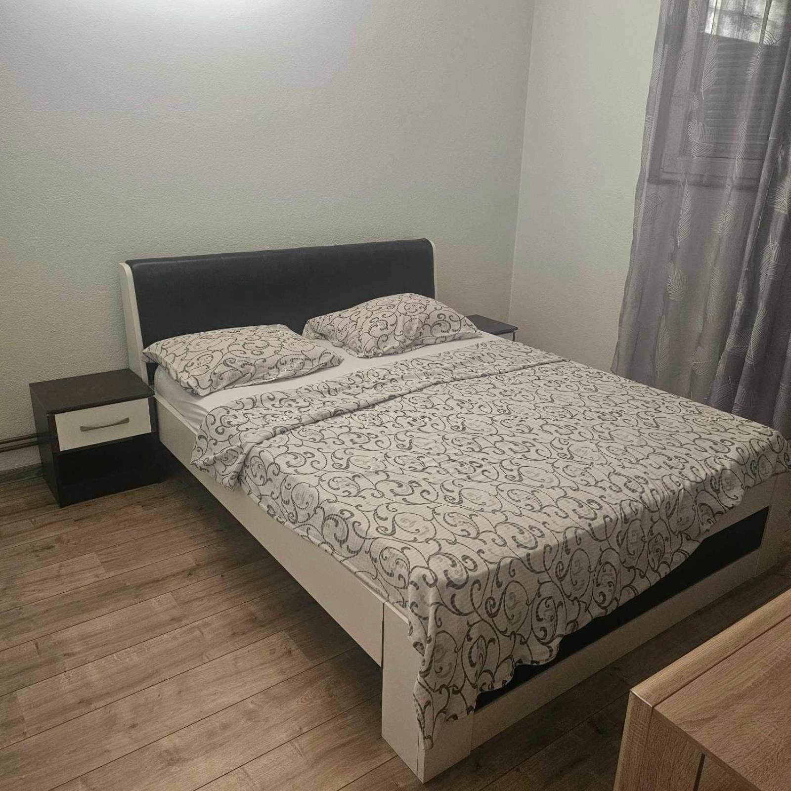 Apartment Savanovic บันยาลูกา ภายนอก รูปภาพ