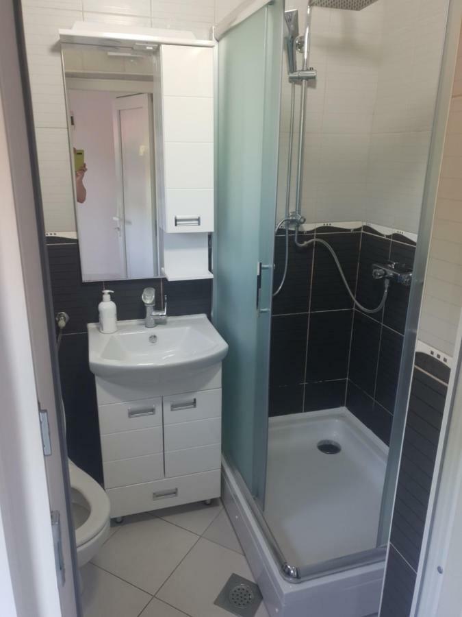 Apartment Savanovic บันยาลูกา ภายนอก รูปภาพ